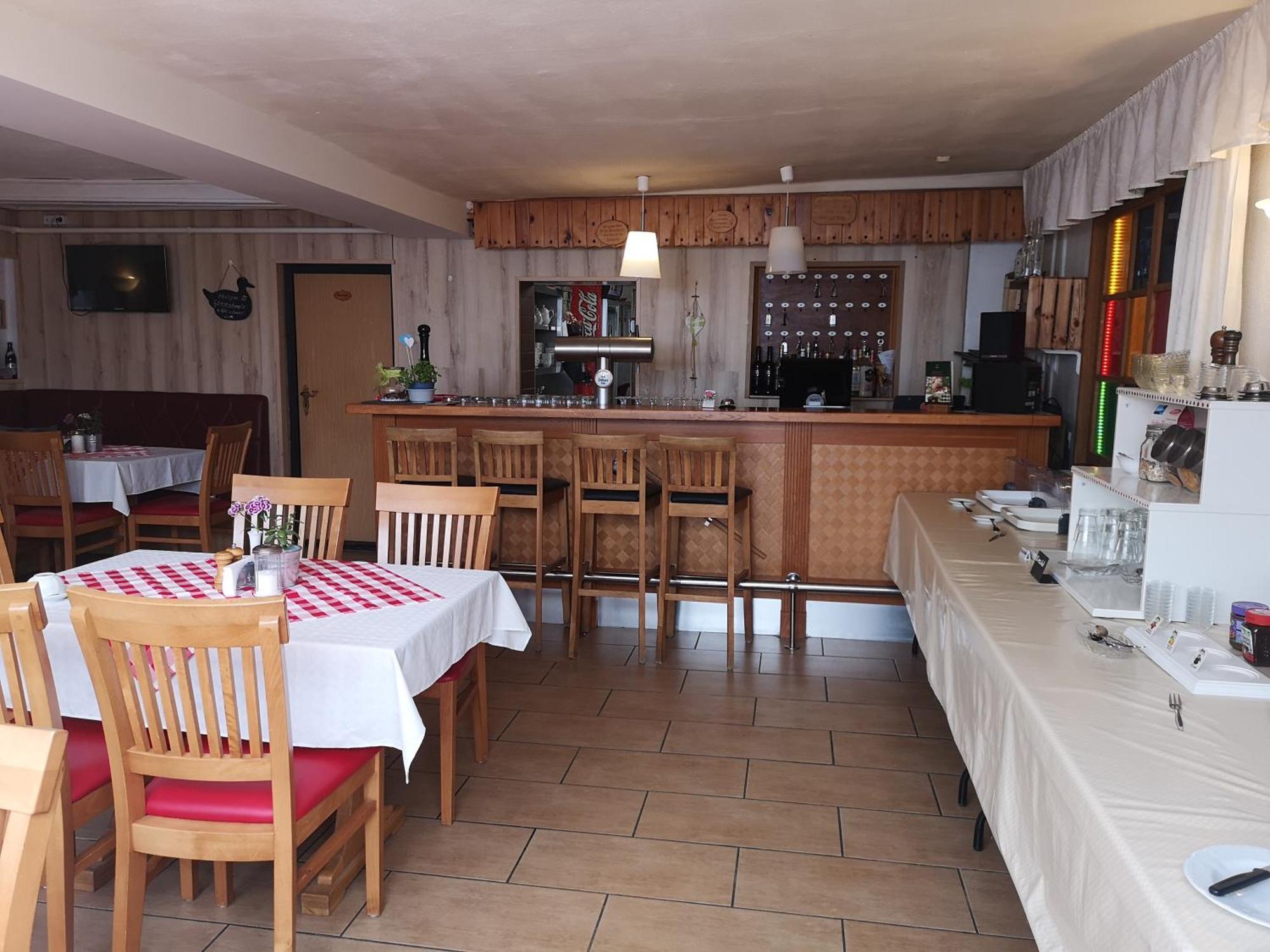 Uschi'S Gasthof Neuendorf  Exterior photo